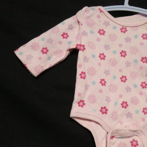 LOVE N CUDDLES | 10 lbs - 1 month | Pink Floral Onesie - Diaper Shirt - Picture 3 of 8